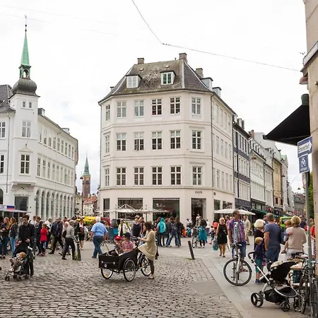 Elegant In Historic Center Kopenhagen